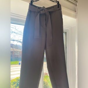 Wilfred Conan pant in Grey